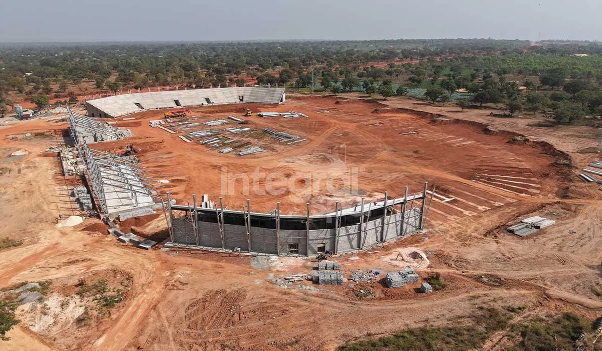 Стадион Guimbi Ouattara